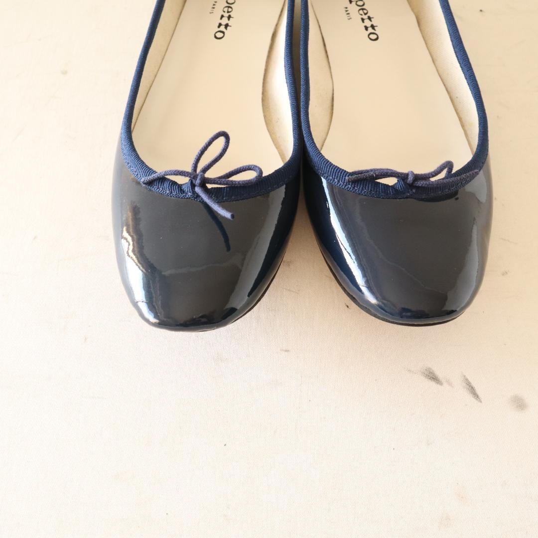 【未使用】レペット サンドリオン エナメルバレエシューズ ネイビー39 24.7