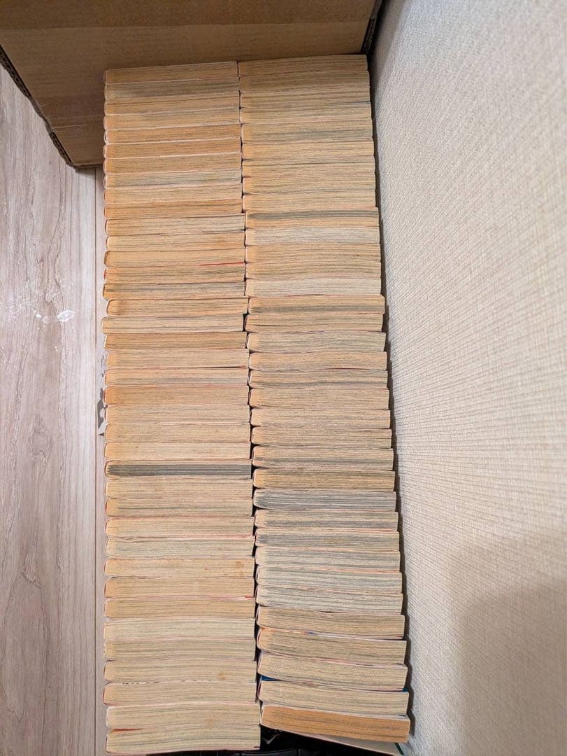 【購入後1日で発送します】 ナルト 全72巻セット＋外伝１巻 カード付き