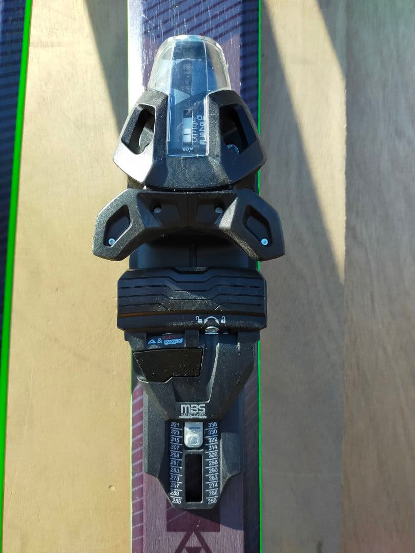 FISCHER フィッシャー　PRO MTN 77 スキー板 バインディング付き