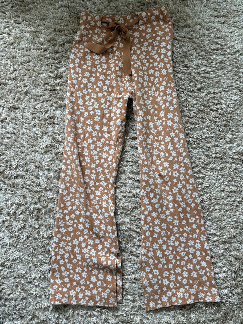 very brain フラワージャガードパンツ