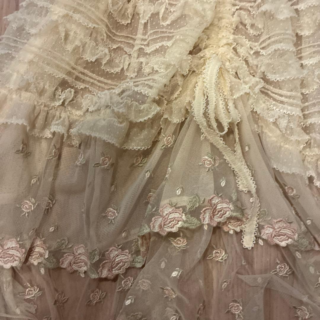 ピンクハウス　ローズレース使いタブリエ