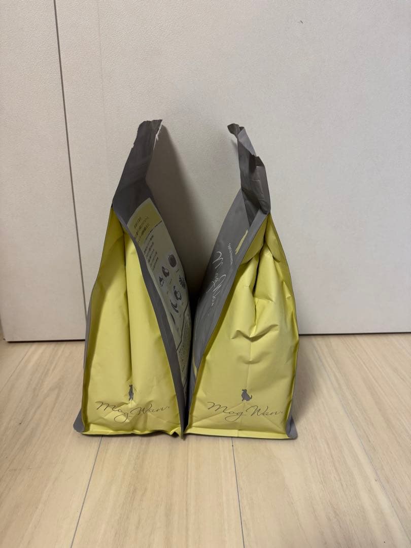 モグワンドッグフード チキン＆サーモン【新品未開封】1.8kg × 2袋