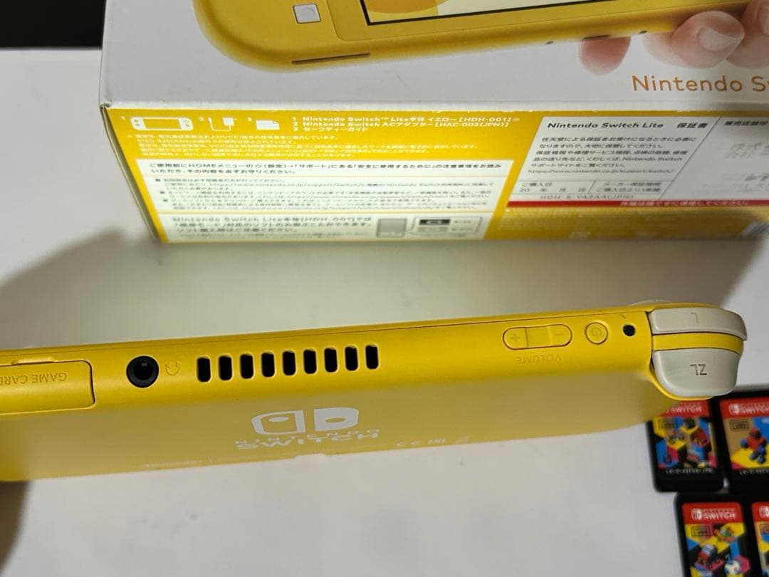 【動作品・ソフト付き】ニンテンドー Switch LITE 本体 イエロー 黄色