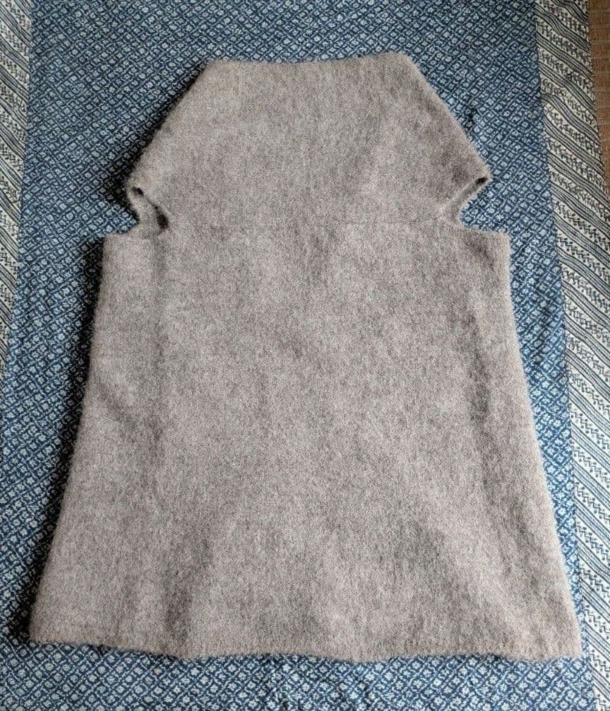 45R ウールアルパカ縮絨 ニットベスト
