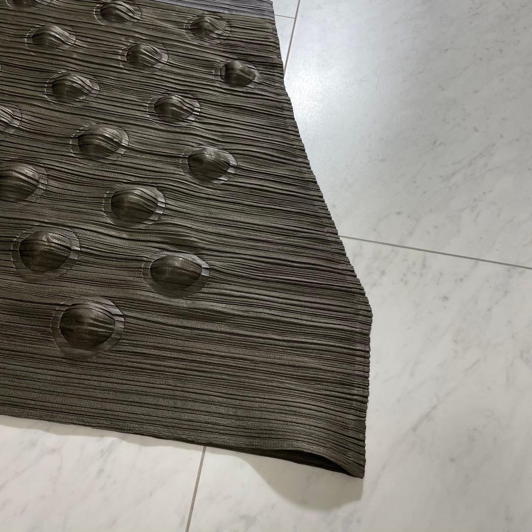 プリーツプリーズ イッセイミヤケ 横プリーツワンピース ノースリーブ バイカラー