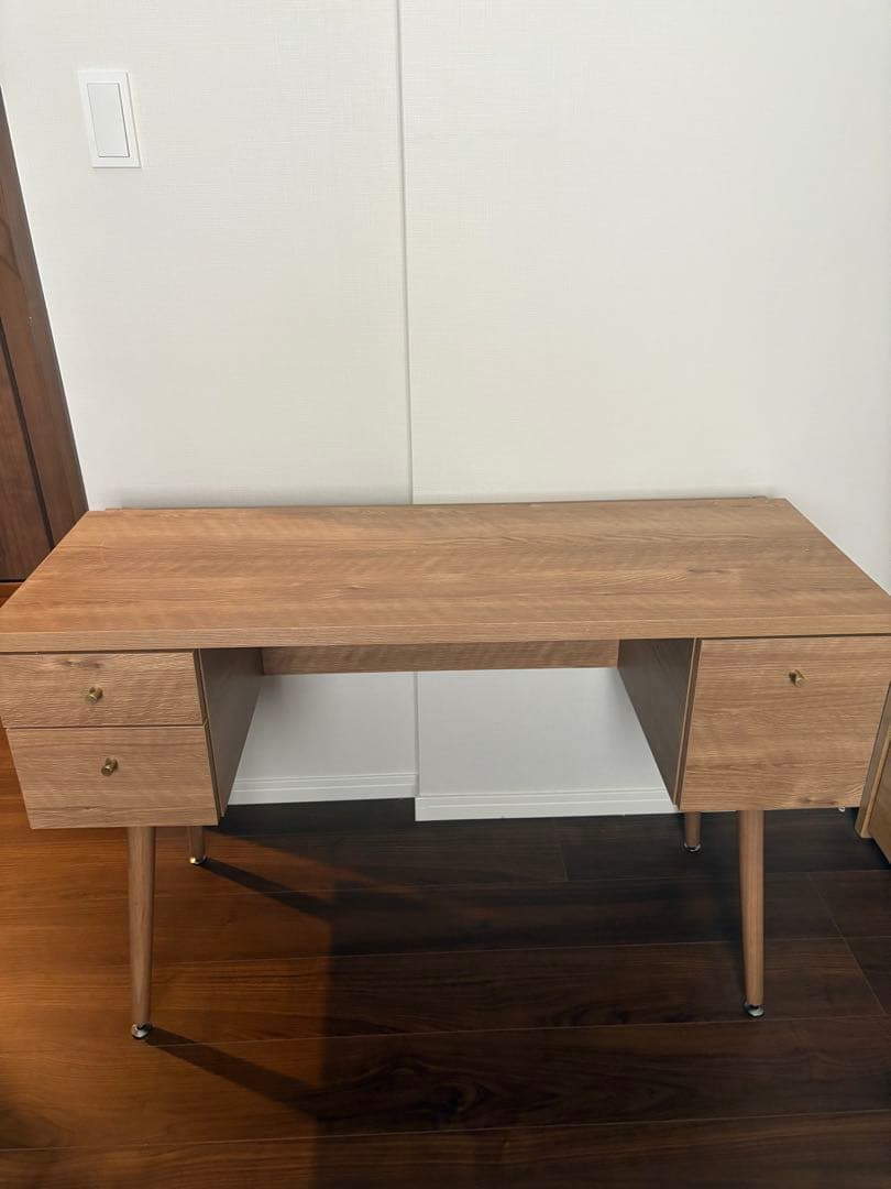 ロウヤ　ドレッサーテーブル