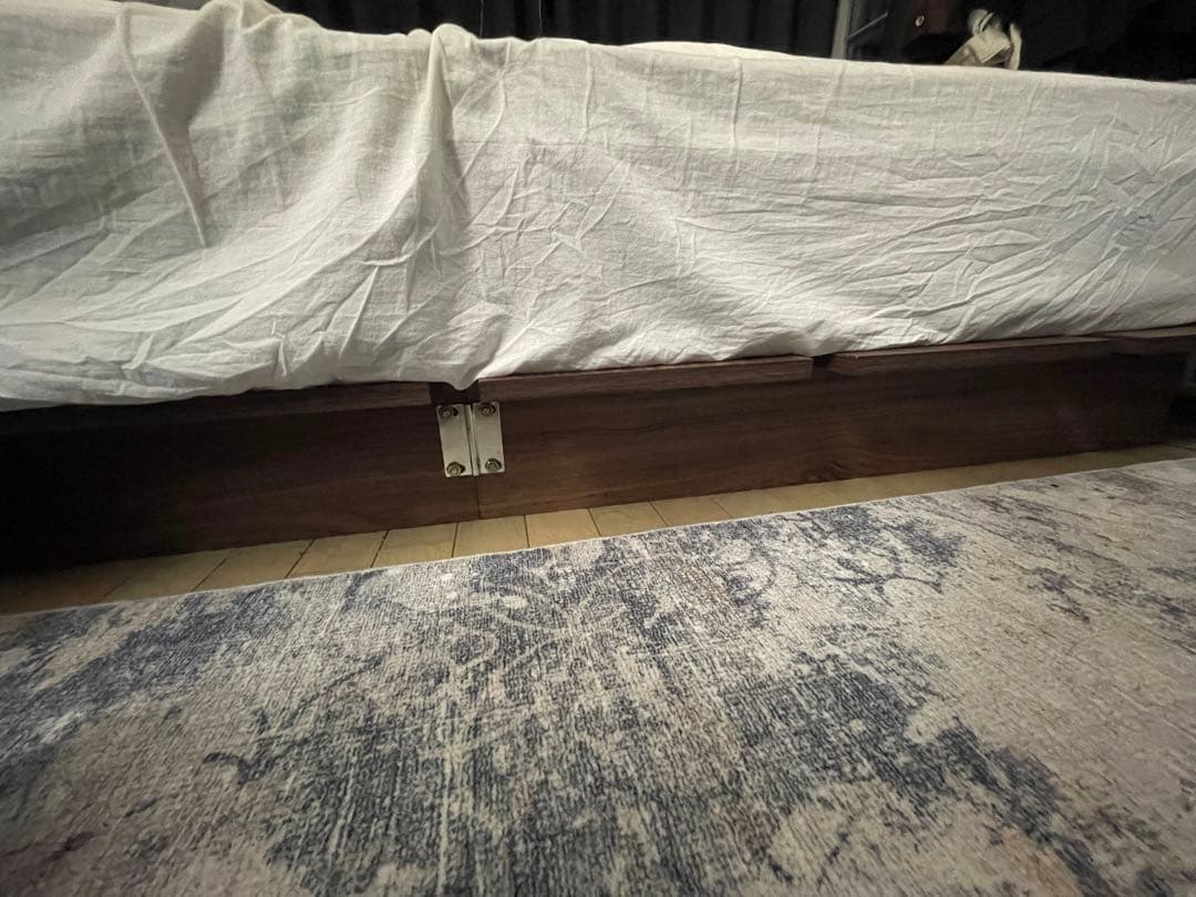 lowya ベッドフレーム　セミダブル　ウォルナット