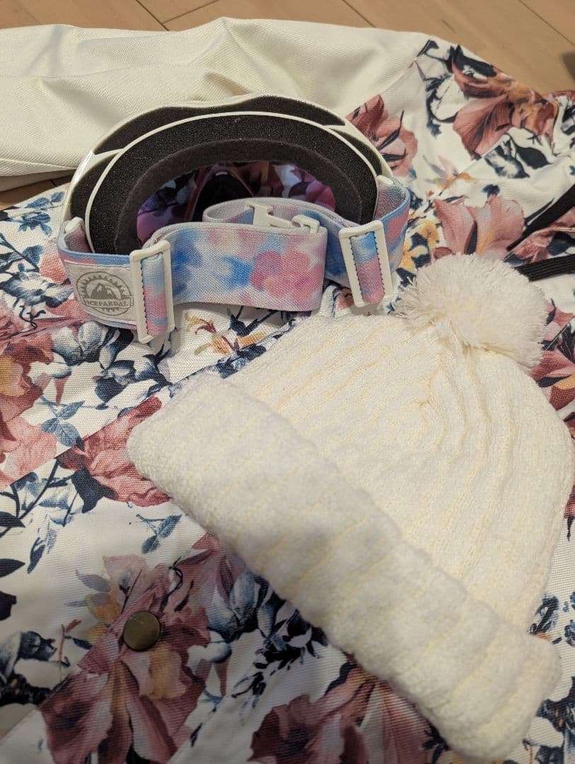 【美品】SARRA サラ リリーホワイト 5点セット　スノーボードウェア スキー