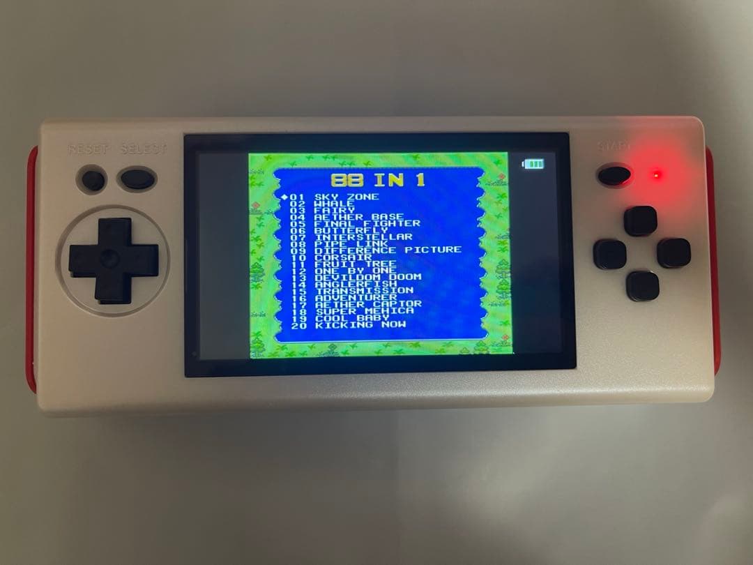 【FC 互換機】IPS 8ビットポケットHD コロンバスサークル