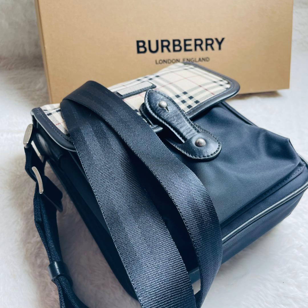 未使用級　正規品　激レアBURBERRY BLACK LABELショルダーバッグ