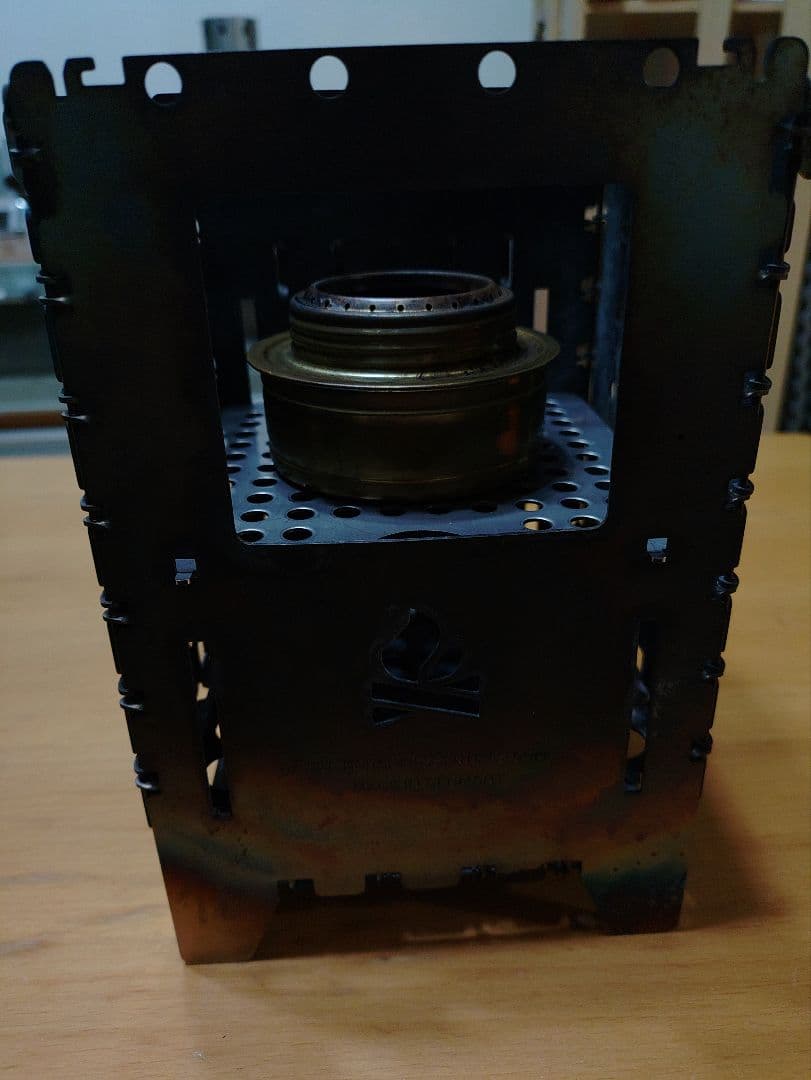 ブッシュクラフトエッセンシャルズ ブッシュボックス XL チタン製