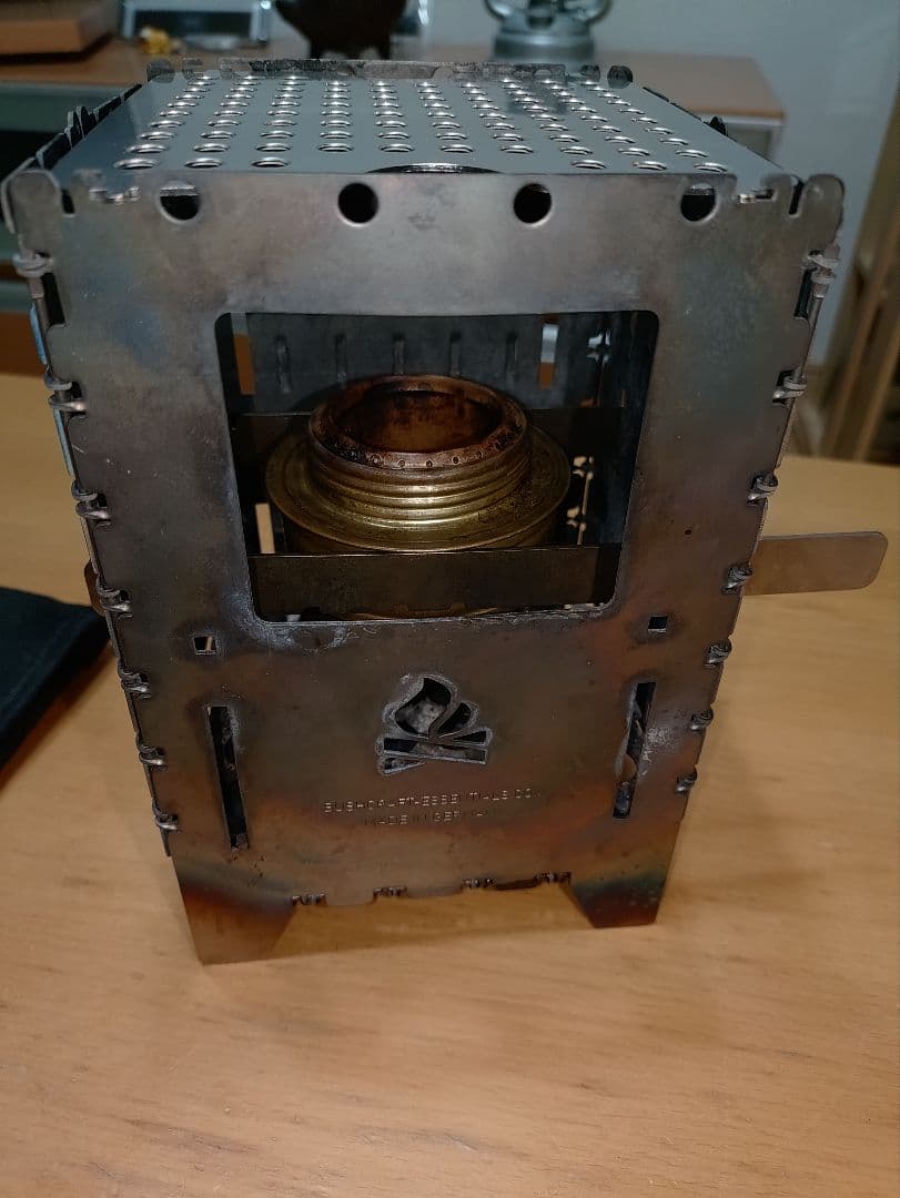 ブッシュクラフトエッセンシャルズ ブッシュボックス XL チタン製