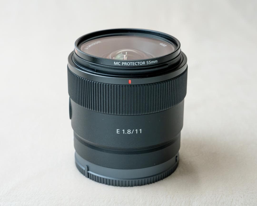 【極美品】SONY E 11mm F1.8【保護フィルター付き】SEL11F18