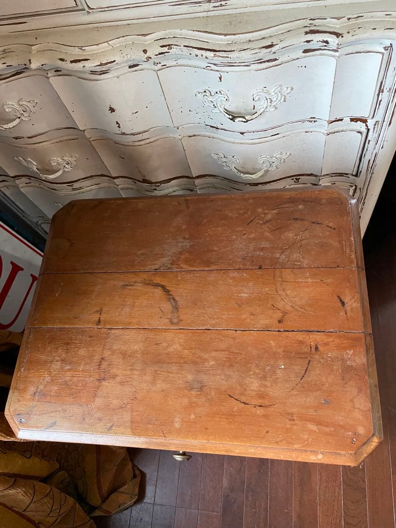 flower popsアンティーク　家具　サイド　ベッド　テーブル　飾り台