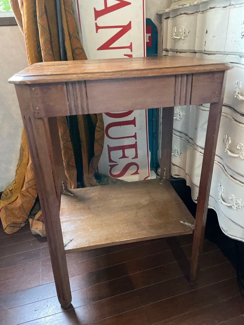 flower popsアンティーク　家具　サイド　ベッド　テーブル　飾り台