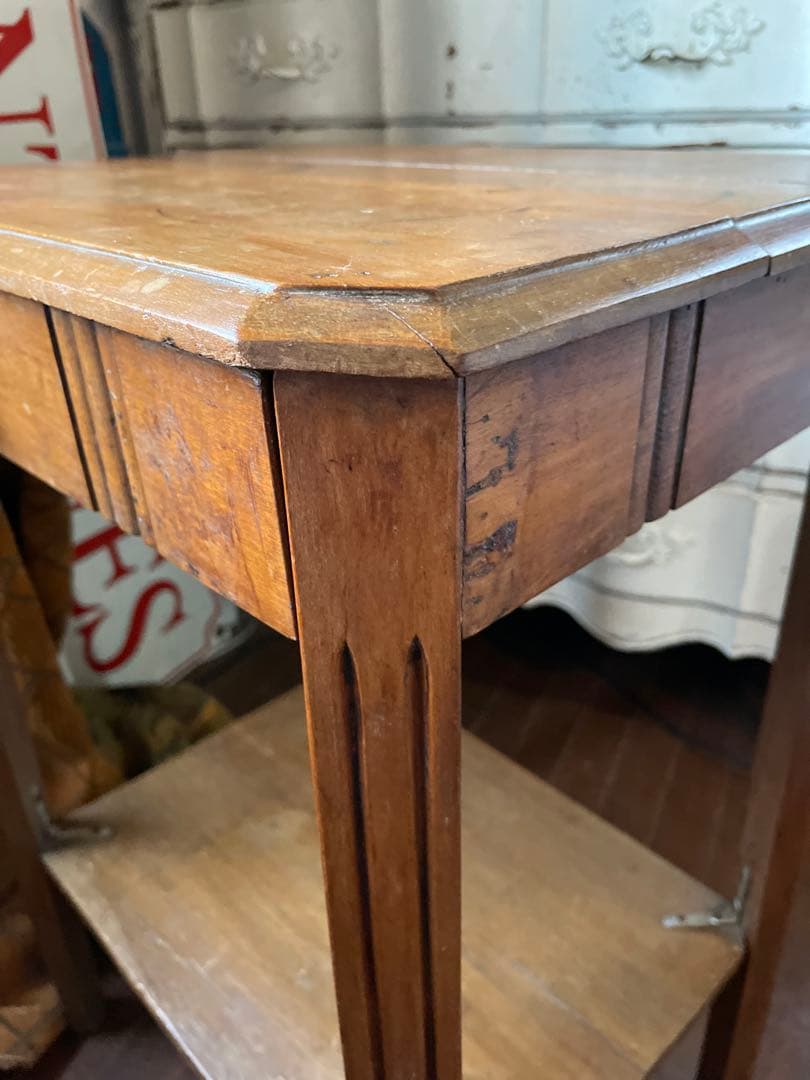 flower popsアンティーク　家具　サイド　ベッド　テーブル　飾り台