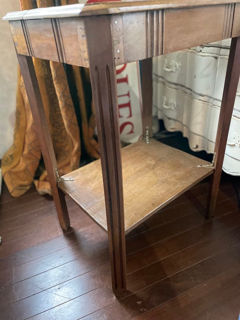 flower popsアンティーク　家具　サイド　ベッド　テーブル　飾り台