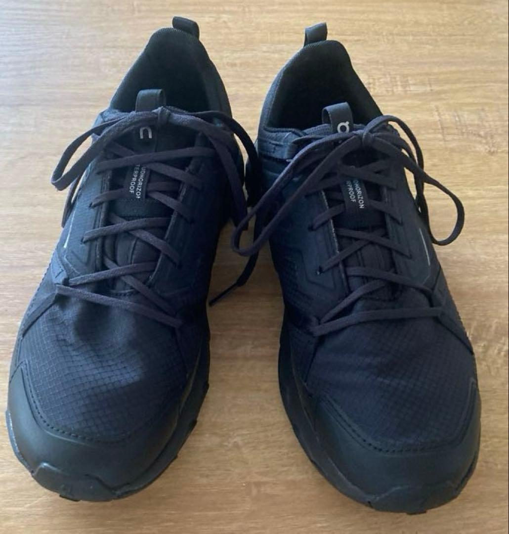 on cloud horizon スニーカー 23 黒