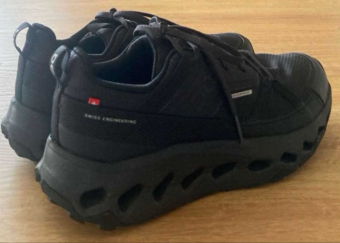 on cloud horizon スニーカー 23 黒