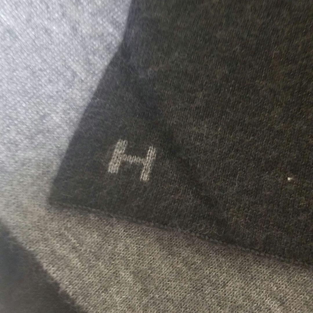 エルメス　アレ・ルトゥールメンズマフラー　Hロゴ　リバーシブル　ブラック×グレー