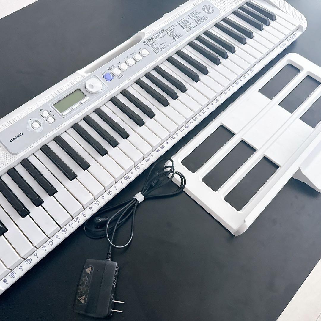 CASIO LK-330 光る鍵盤 61鍵