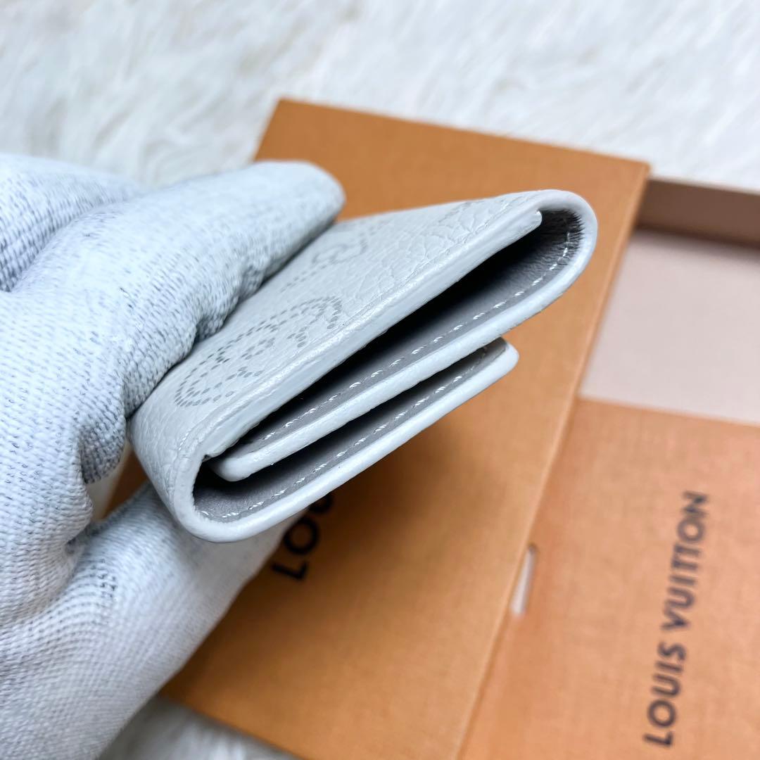 【未使用級】 ルイヴィトン＊ マヒナ4連キーケース モノグラム ICチップ