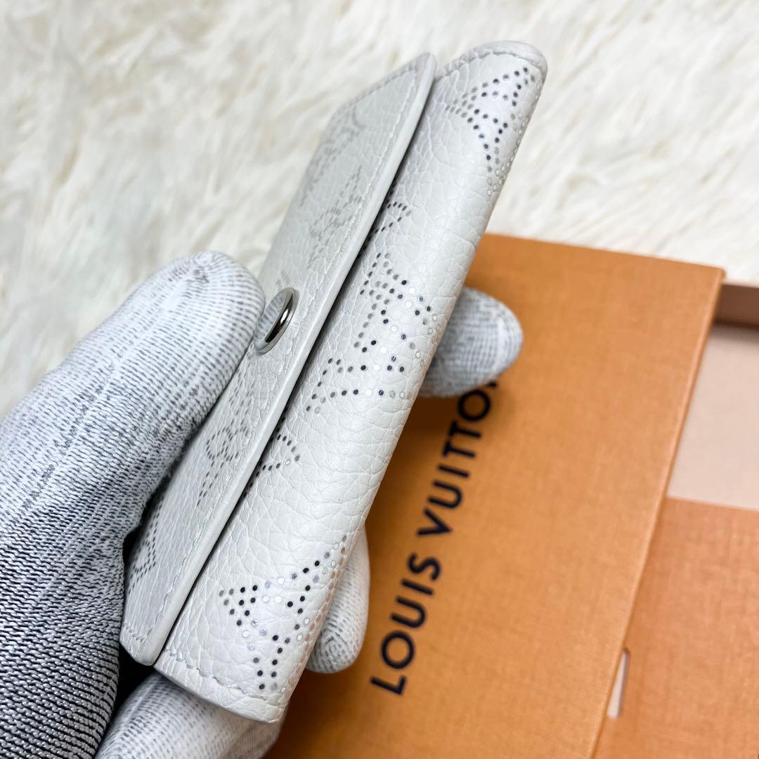 【未使用級】 ルイヴィトン＊ マヒナ4連キーケース モノグラム ICチップ