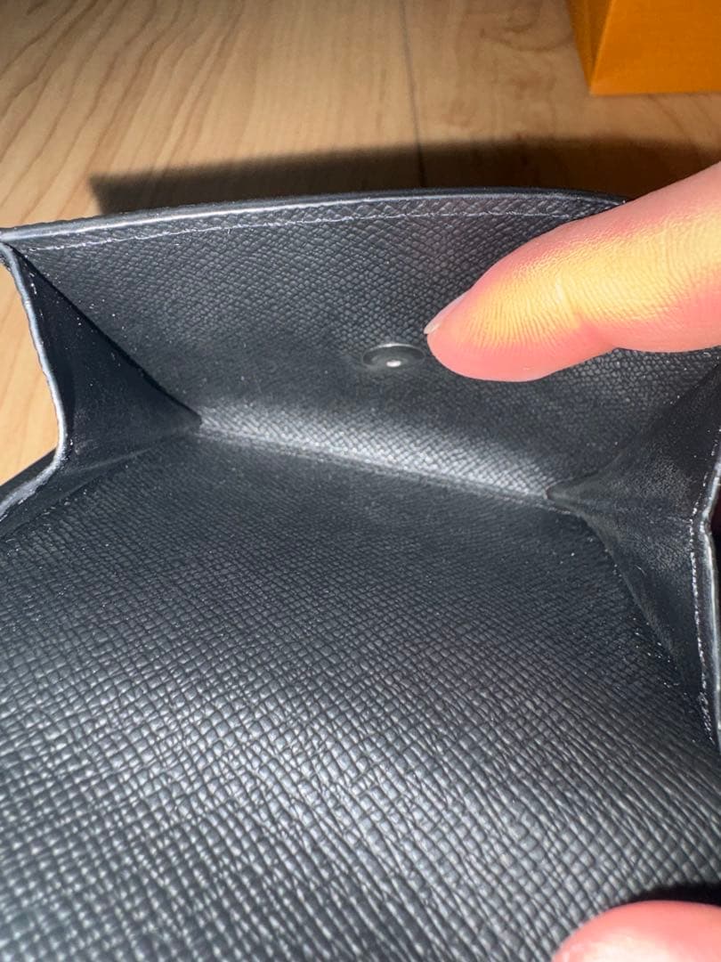 LOUIS VUITTON 財布