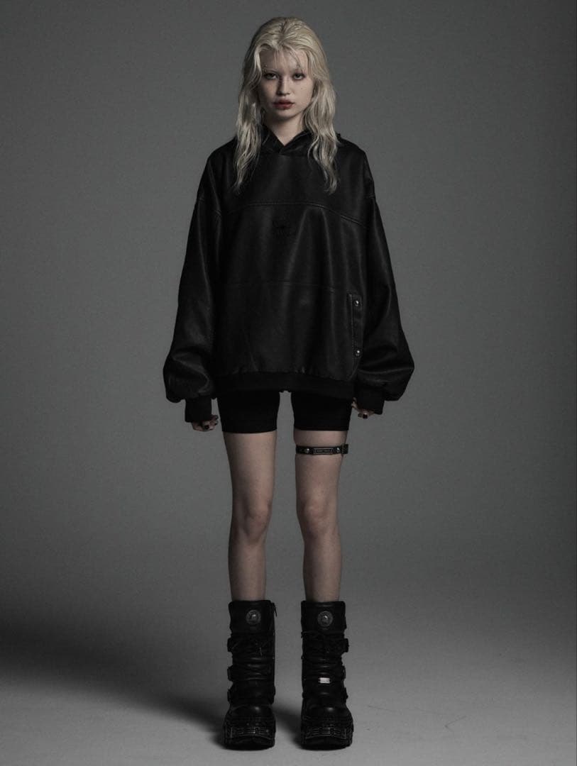 【Rosen Kreuz】SHIRRING HOODIE