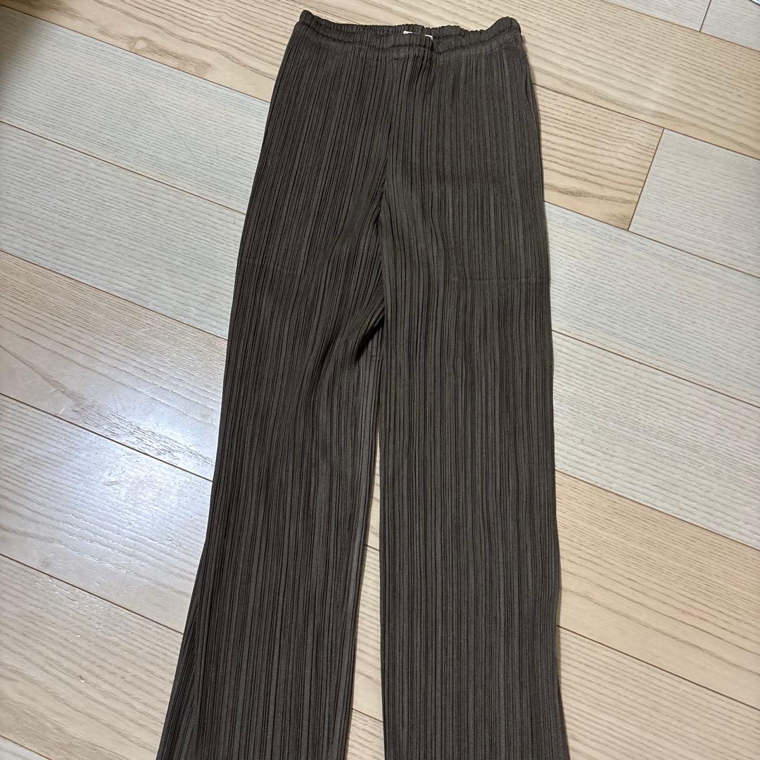 プリーツプリーズ　ストライプ カジュアルパンツ サイズ3
