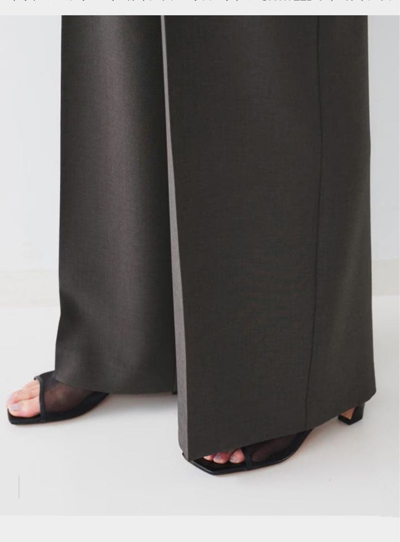 【朝比奈彩✖️Oggi✖️UNTITLED 】シャツカラーオールインワングレー