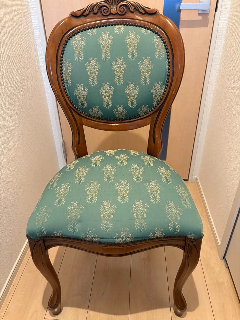 ダイニングチェア アンティーク調　ロココ　ドレッサー　猫脚　在庫2