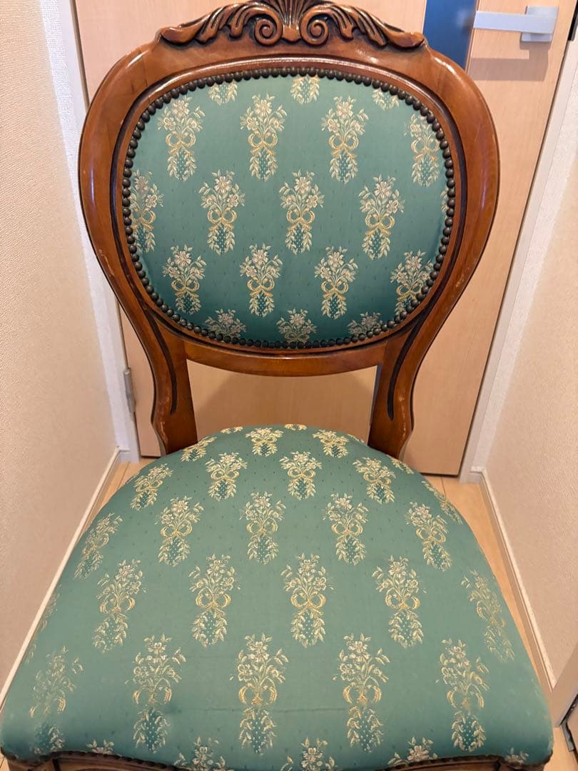 ダイニングチェア アンティーク調　ロココ　ドレッサー　猫脚　在庫2