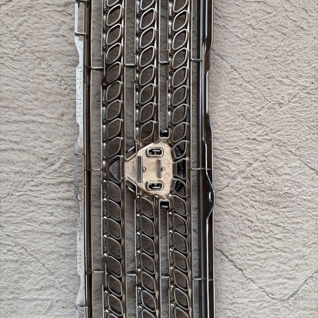 アルテッツァ　後期純正グリル