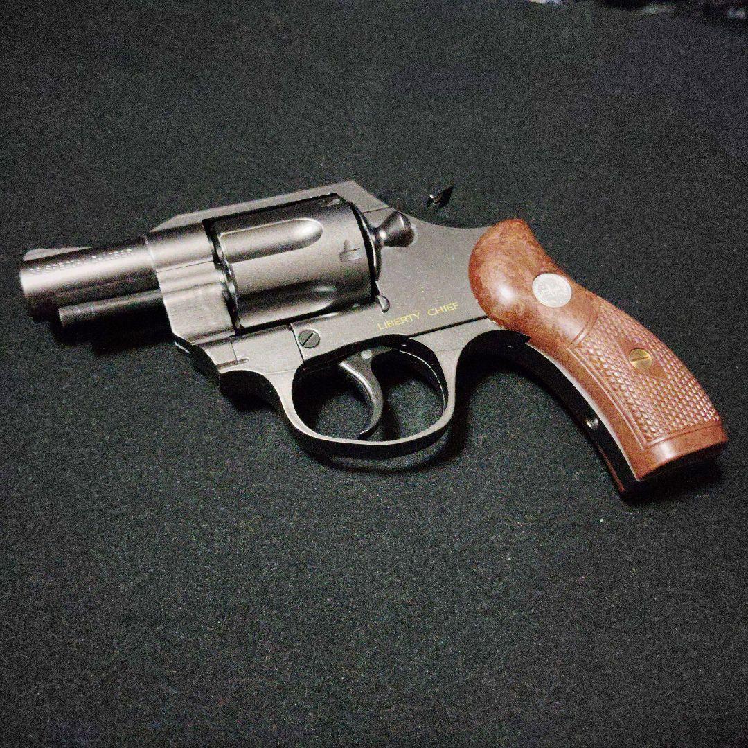 リバティチーフ　モデルガン