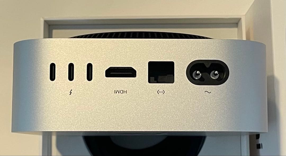 Apple M4チップ Mac mini 24GBメモリ 512GB ２０２４