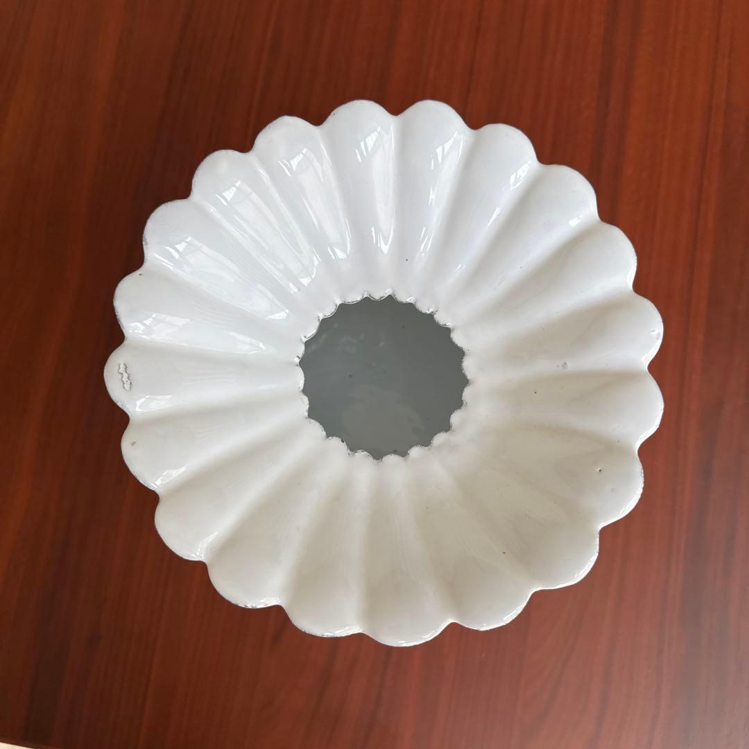 ASTIER de VILLATTEの花瓶