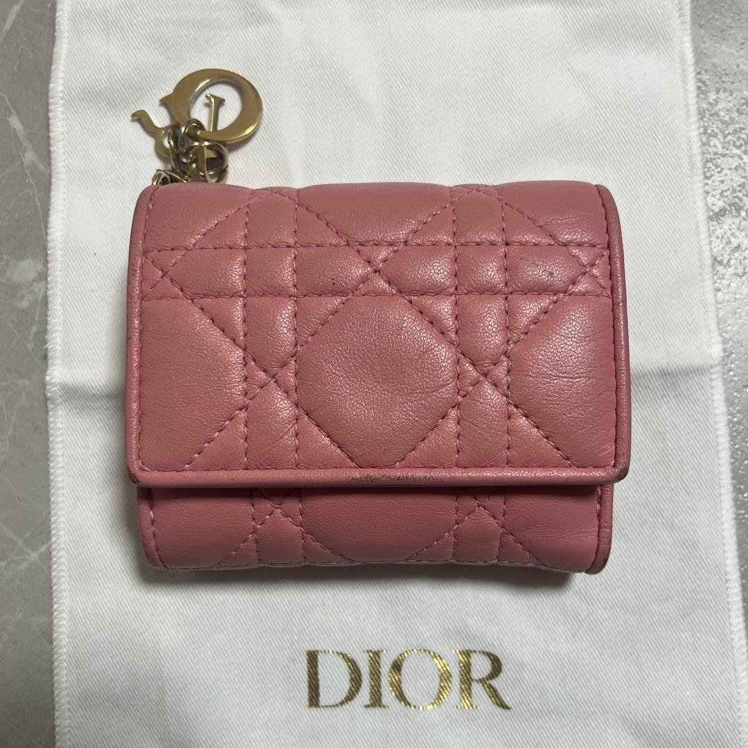 【1/3限定値下げ】即購入◎Dior ピンク キルティング 三つ折り財布