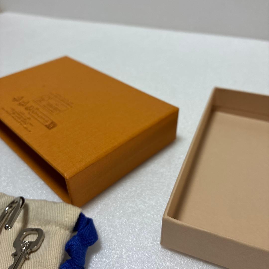 ルイヴィトン パドロック　南京錠シルバー色 ナンバー 313 巾着袋と箱付き