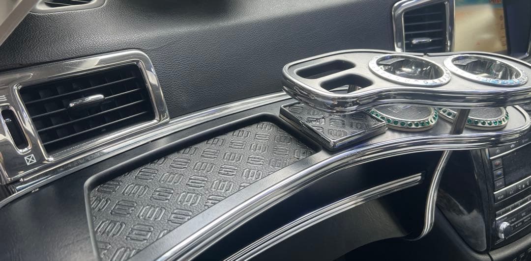 e52 エルグランド　メッキインテリアパネル　ダクトパネル