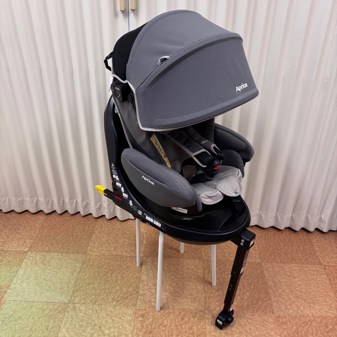 クリーニング済　☆美品☆　アップリカ　フラディア　ISOFIX　セーフティー