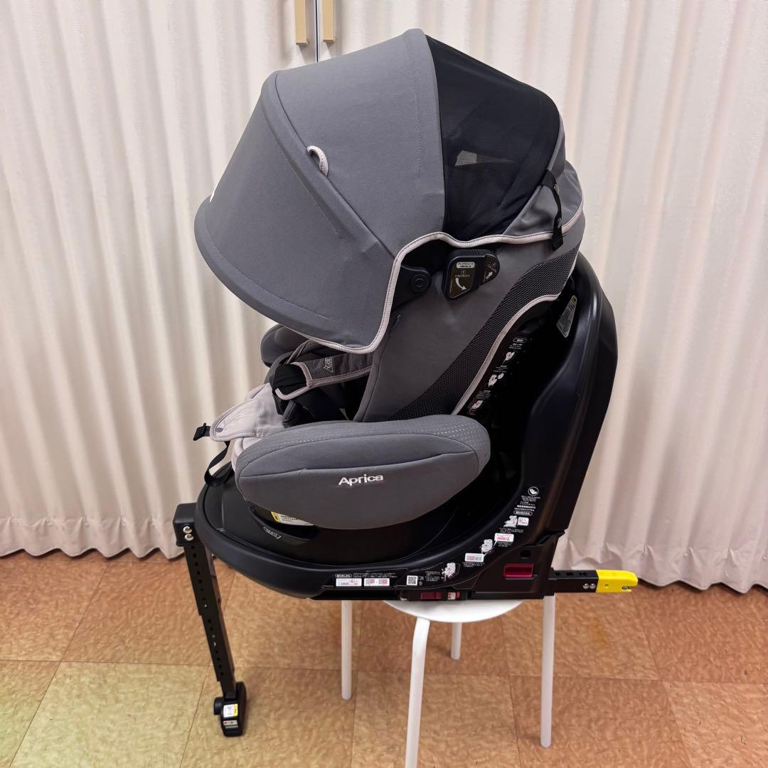 クリーニング済　☆美品☆　アップリカ　フラディア　ISOFIX　セーフティー