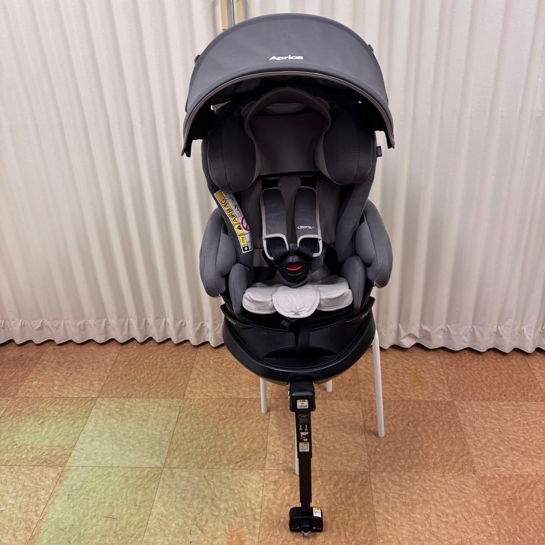 クリーニング済　☆美品☆　アップリカ　フラディア　ISOFIX　セーフティー