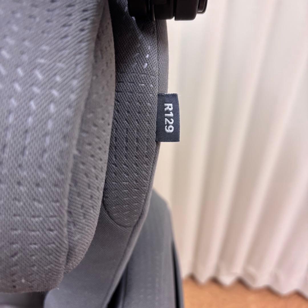 クリーニング済　☆美品☆　アップリカ　フラディア　ISOFIX　セーフティー