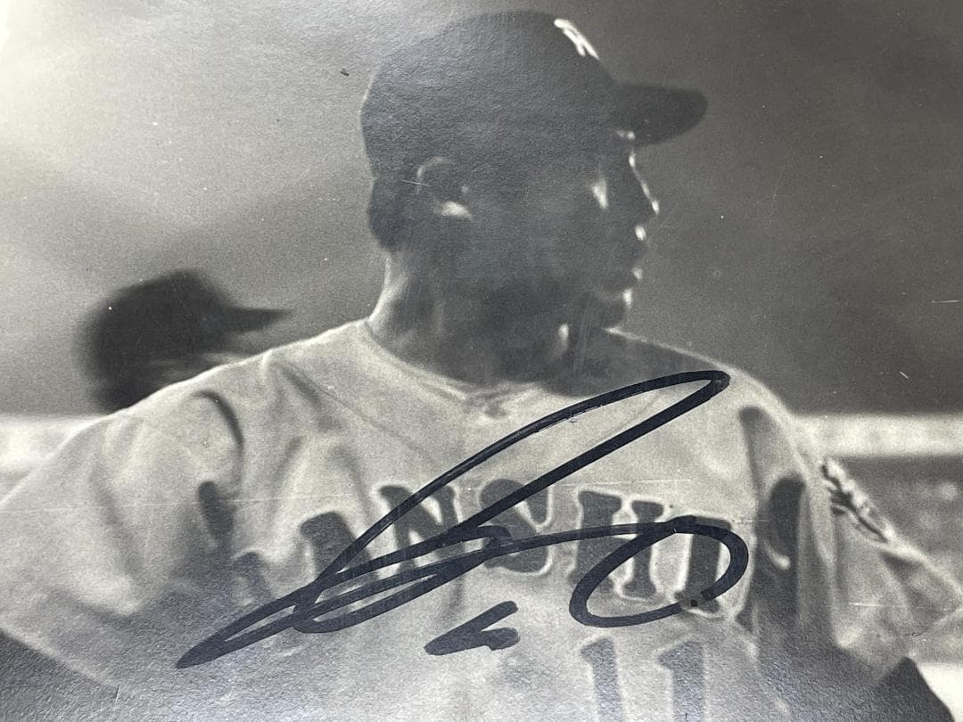 阪神タイガース　村山実選手　Tigers サイン入り　フォトグラフ