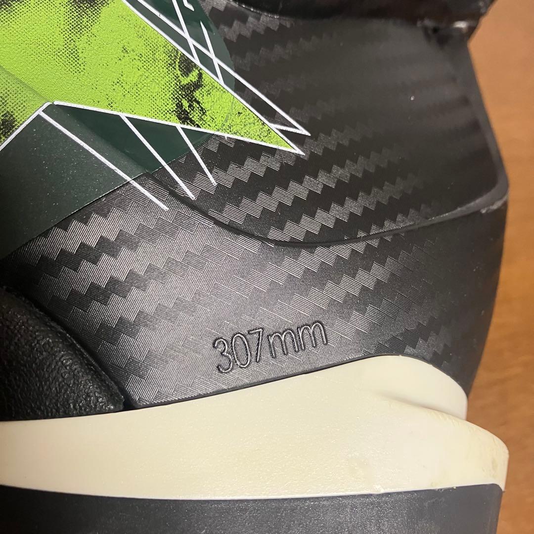 アトミック　Atomic Waymaker Carbon 110