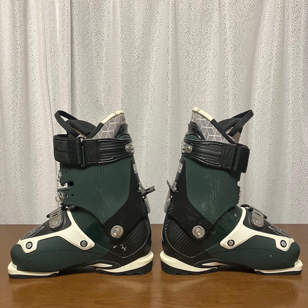 アトミック　Atomic Waymaker Carbon 110