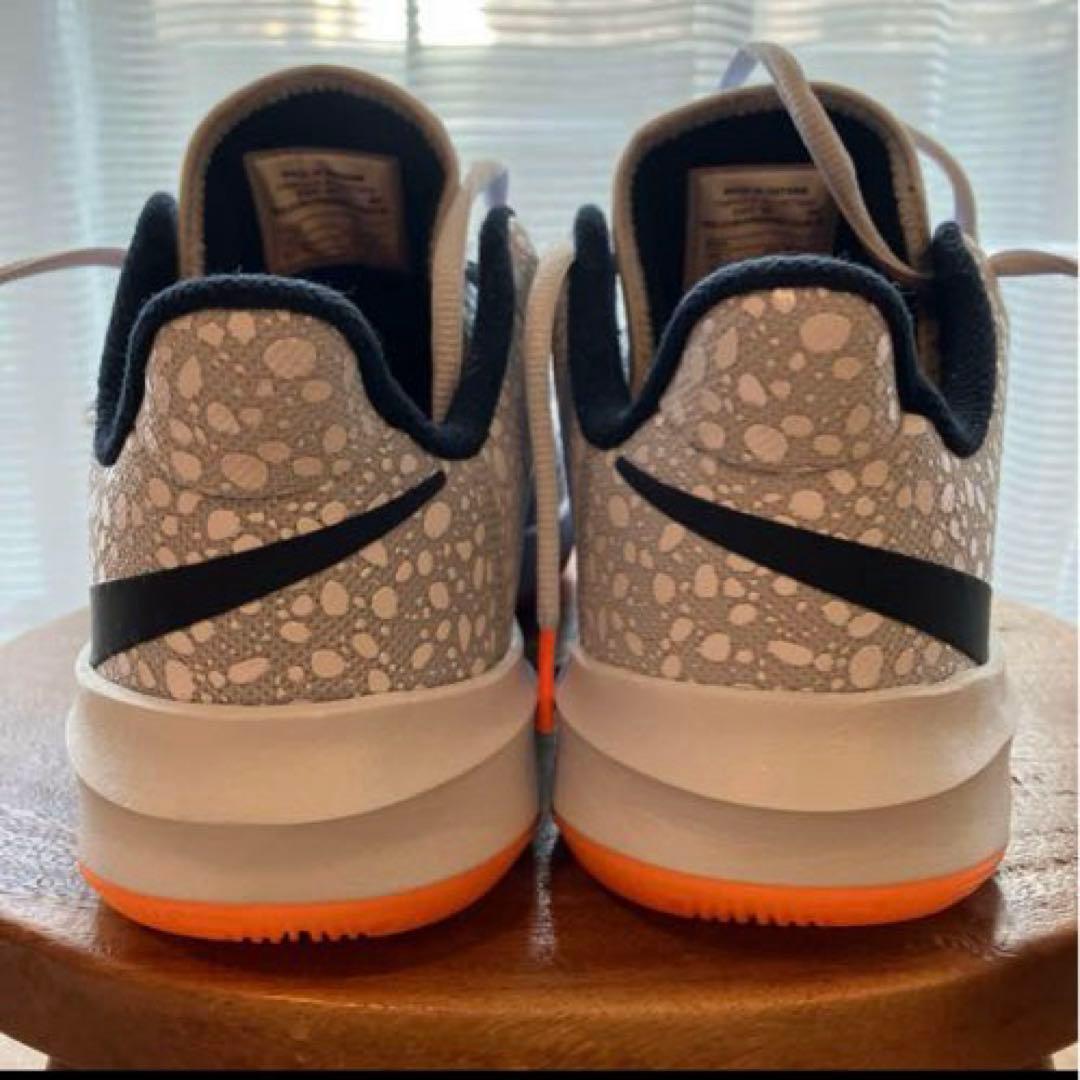 NIKE バレーボールシューズ　27.5