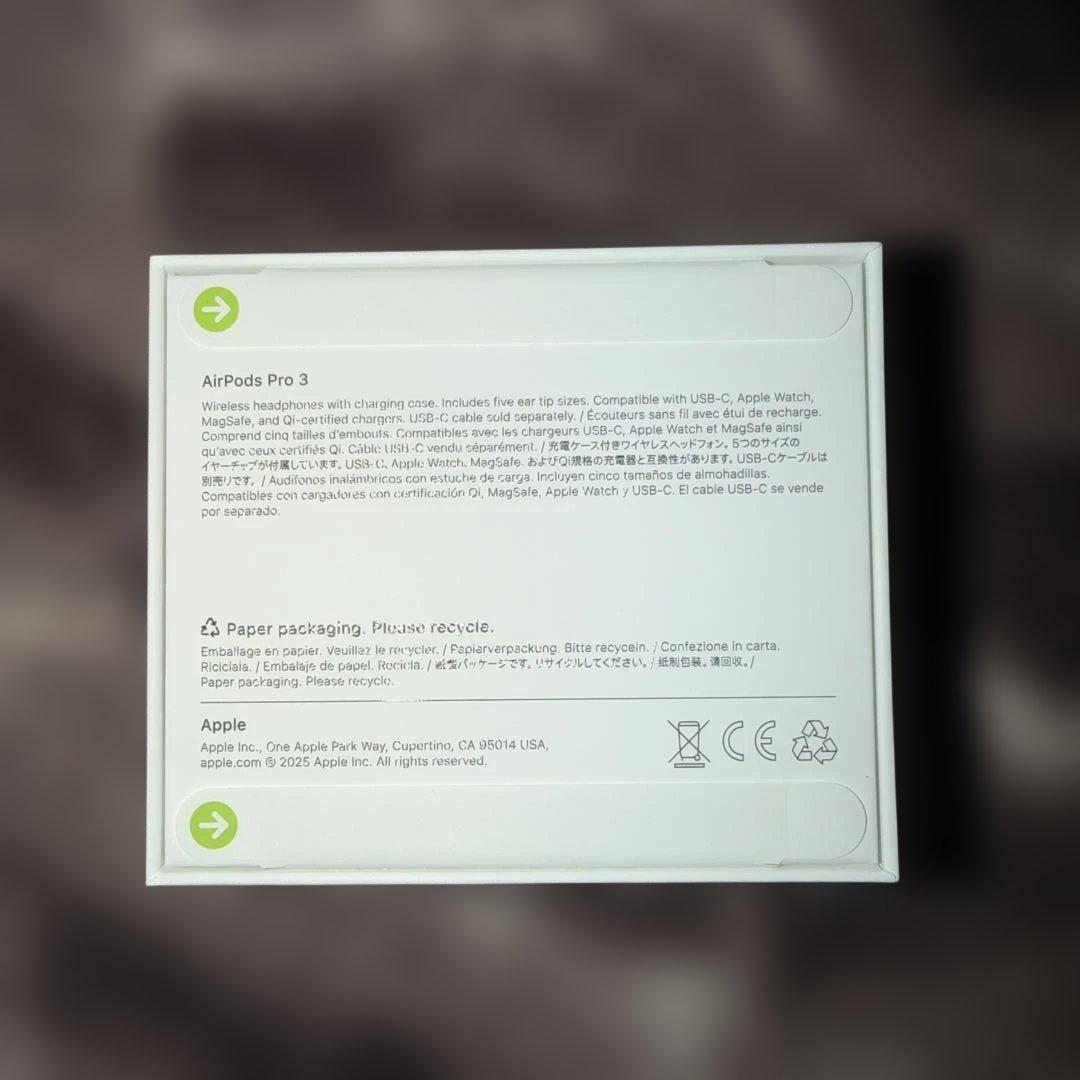 お*こ様 AirPods Pro3