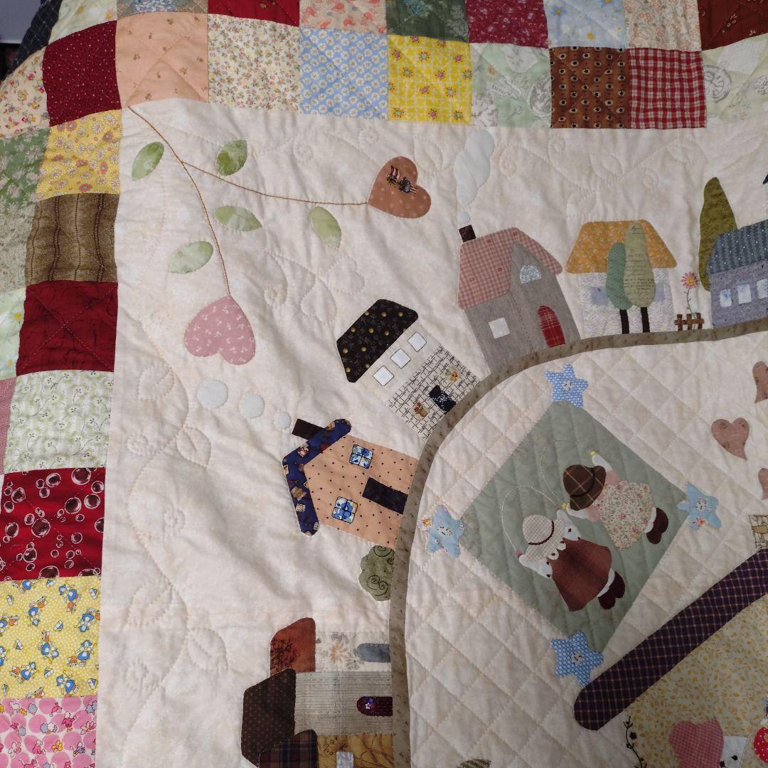 ハンドメイド　パッチワークベッドカバー